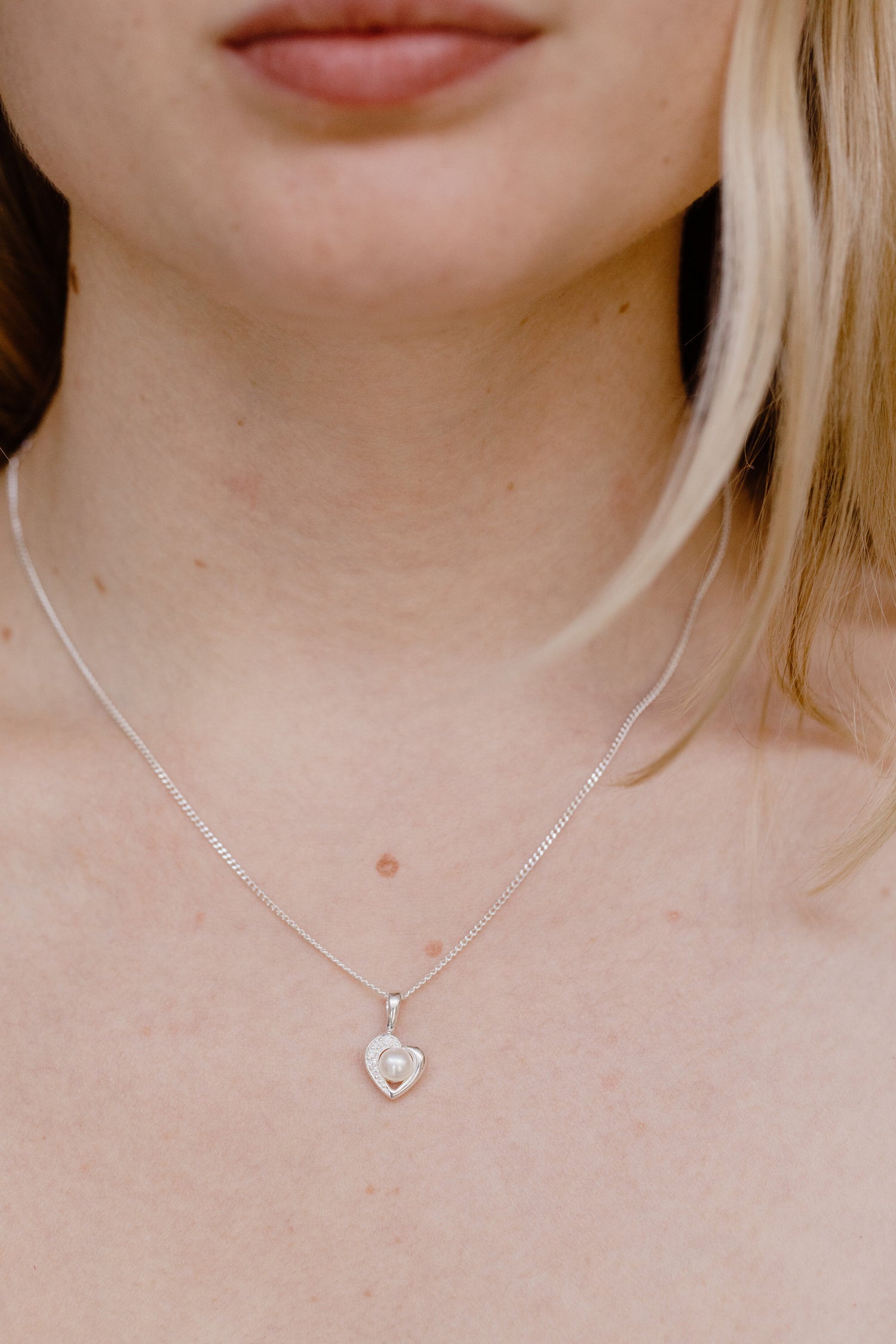 CUPIDON • Pearl Heart Pendant