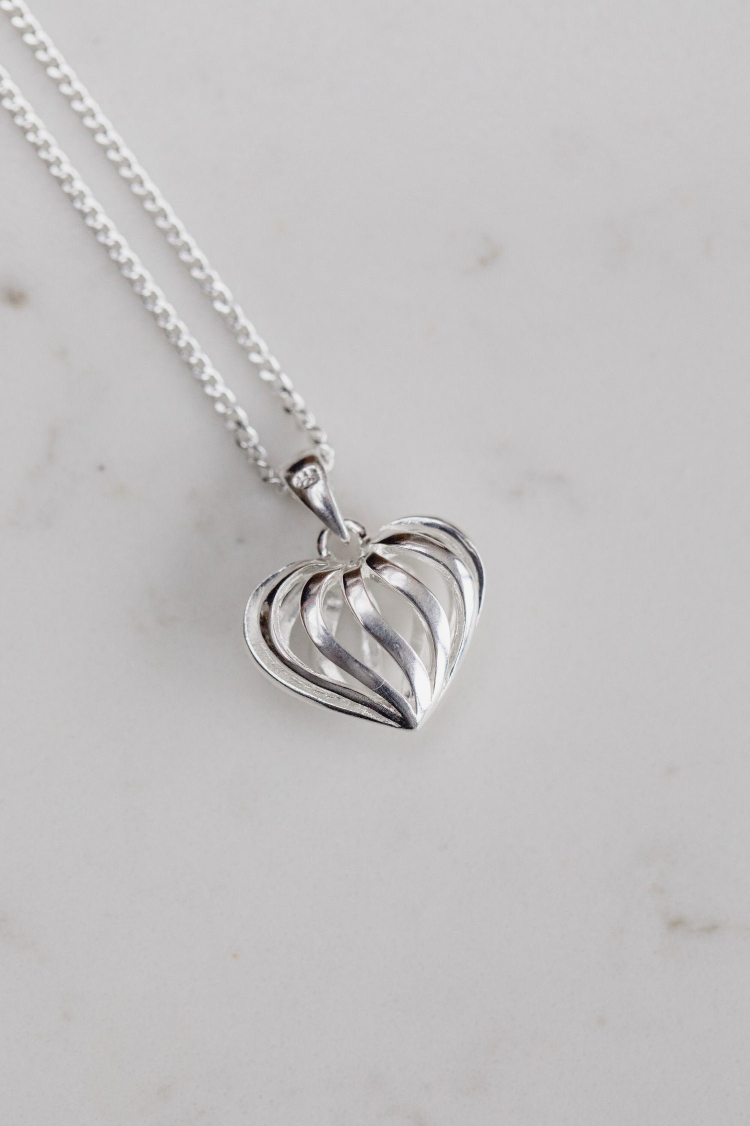 AMORE • Heart Pendant