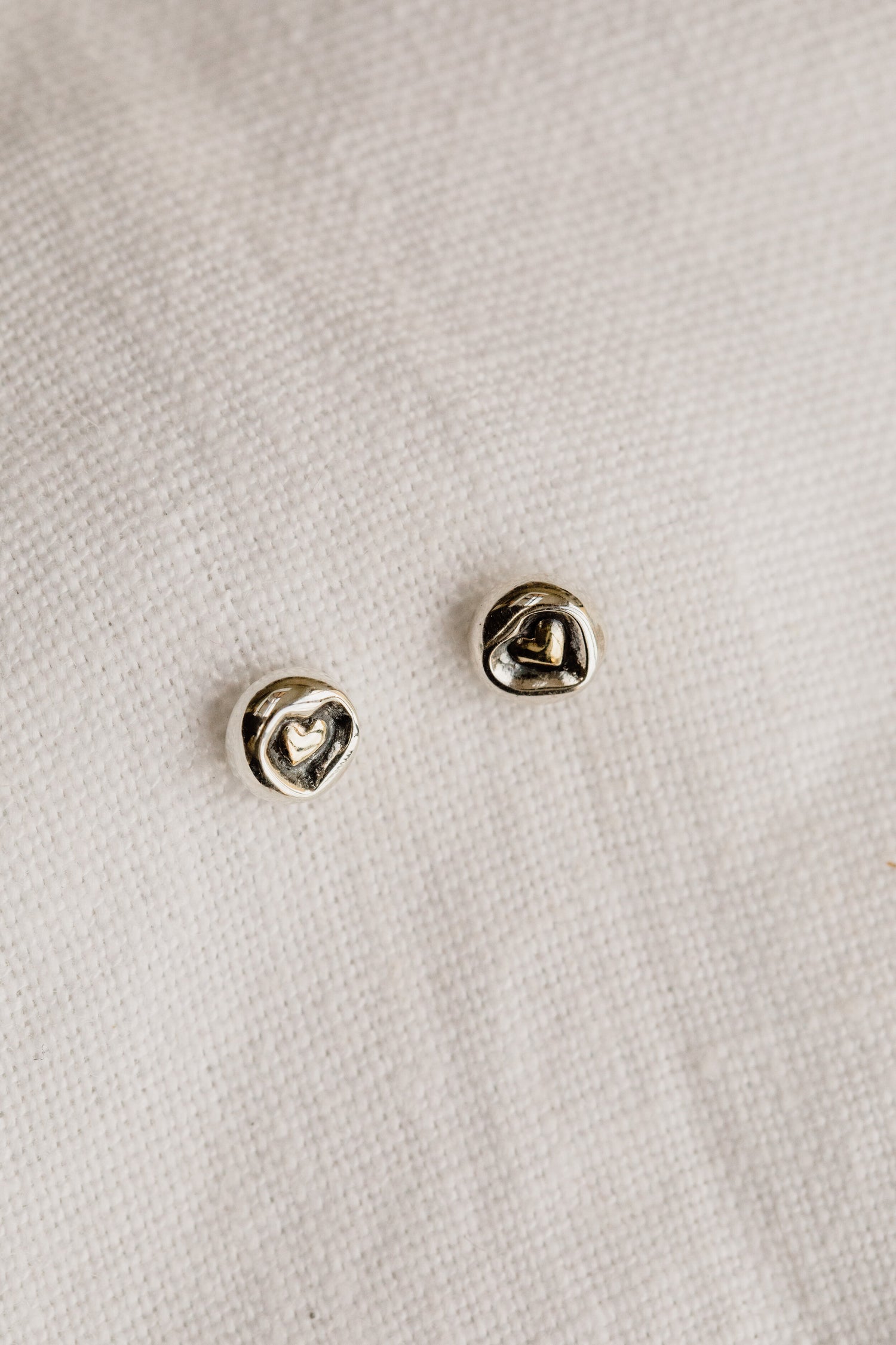 AMOUR • Heart Studs