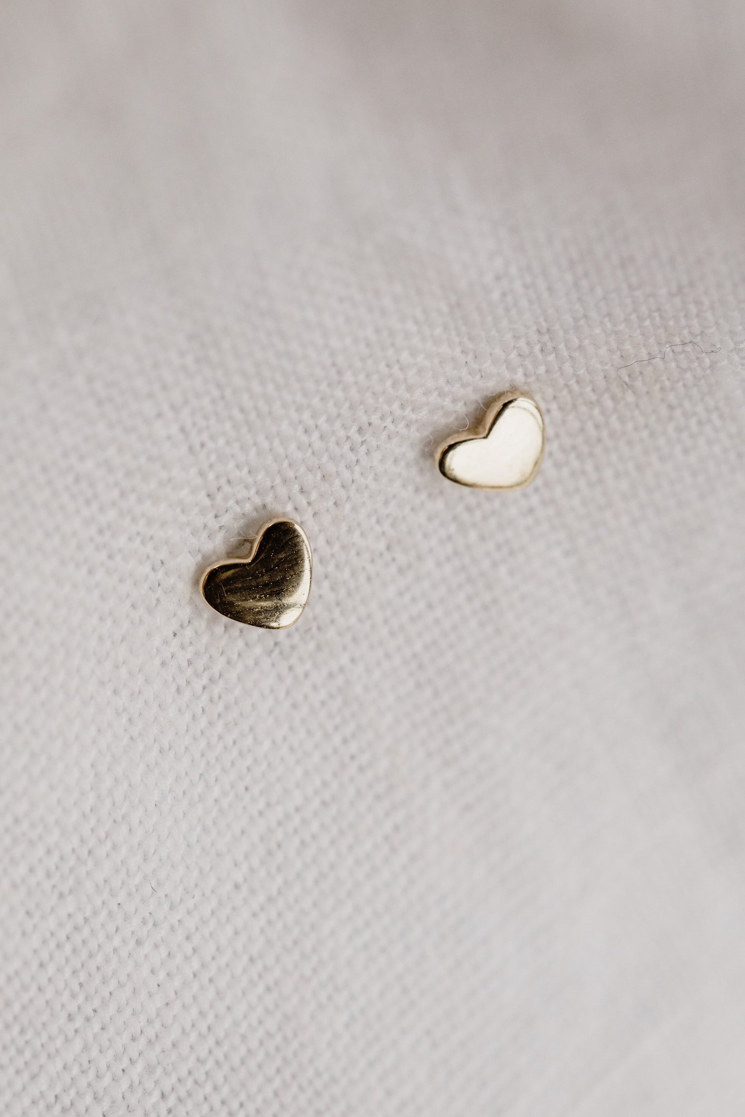 COEUR D'OR • Gold Heart Studs