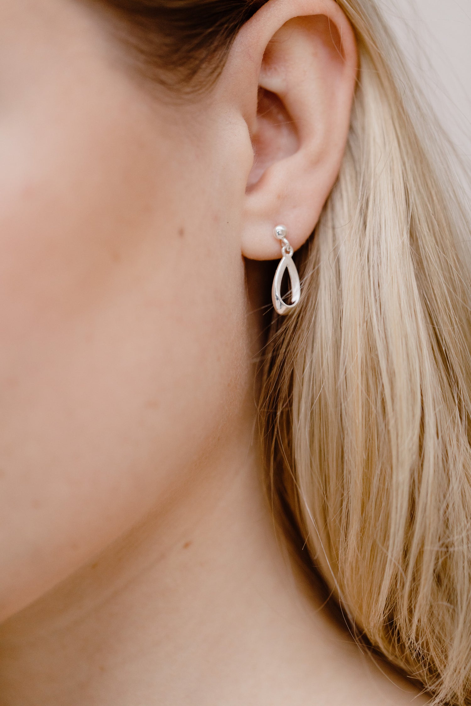 LARME • Silver Drop Earrings