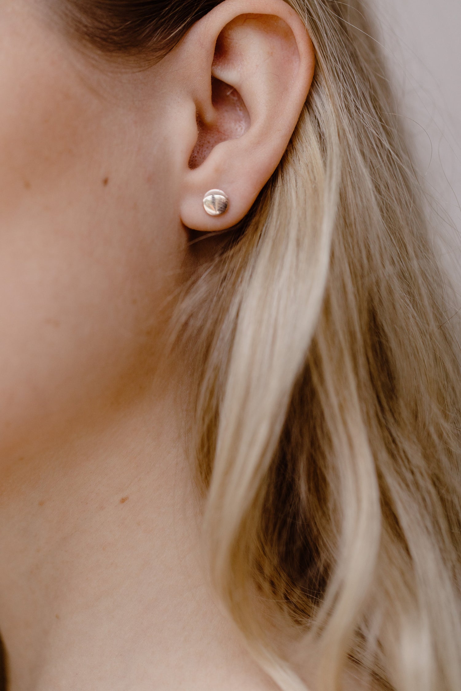 LUNE ROSE • Rosegold Circle Studs