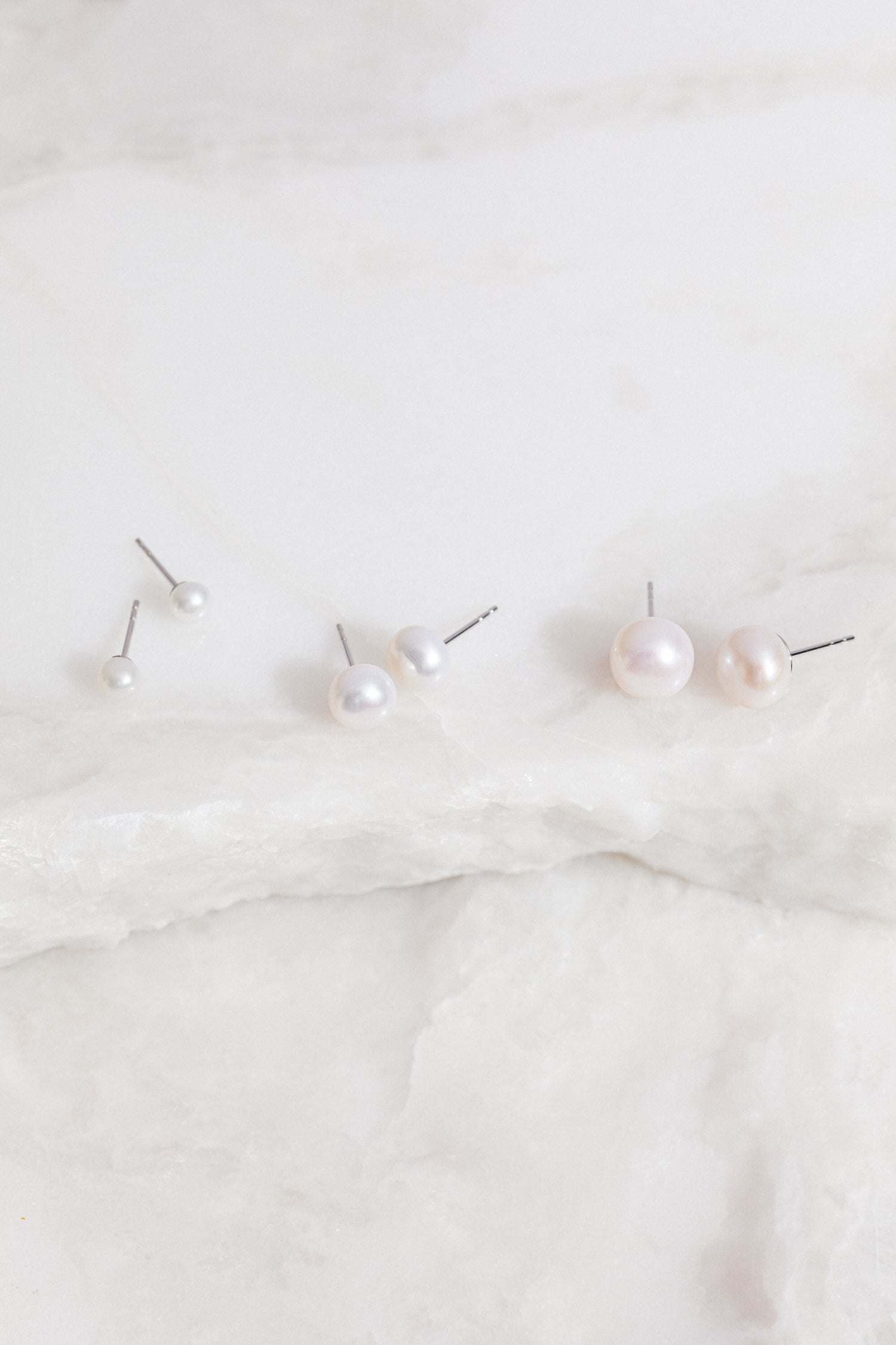 GRANDE PERLE • Pearl Stud Earrings